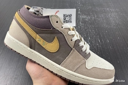Taupe Comfortable  Haze 568 SE DN1635- Jordan Low 1 Craft 121 0731